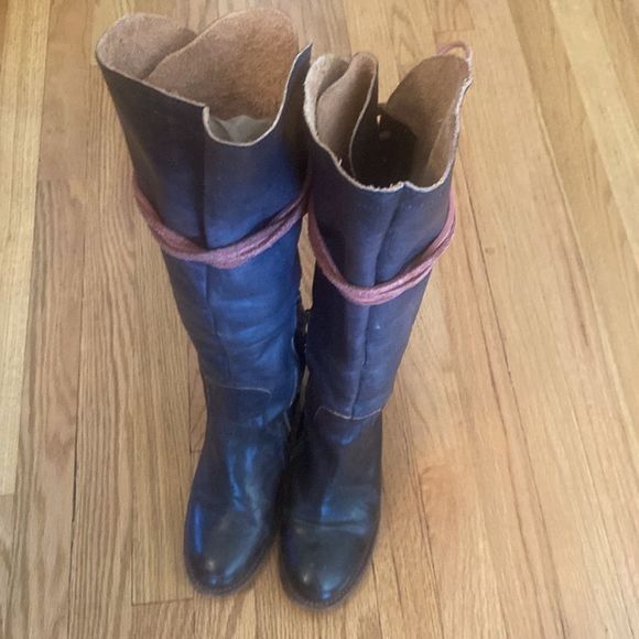 FreeBird sz 6 Cosmo tall boots dark brown cognac leather wrap laces great cond - Picture 7 of 10